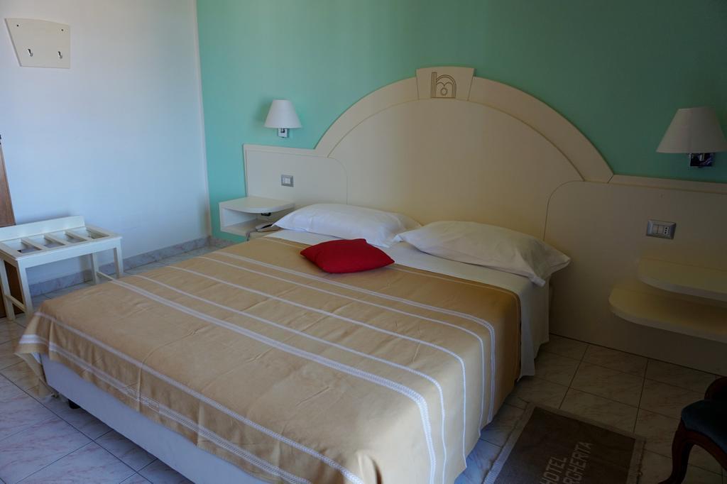 Hotel La Margherita & Spa Альгеро Экстерьер фото