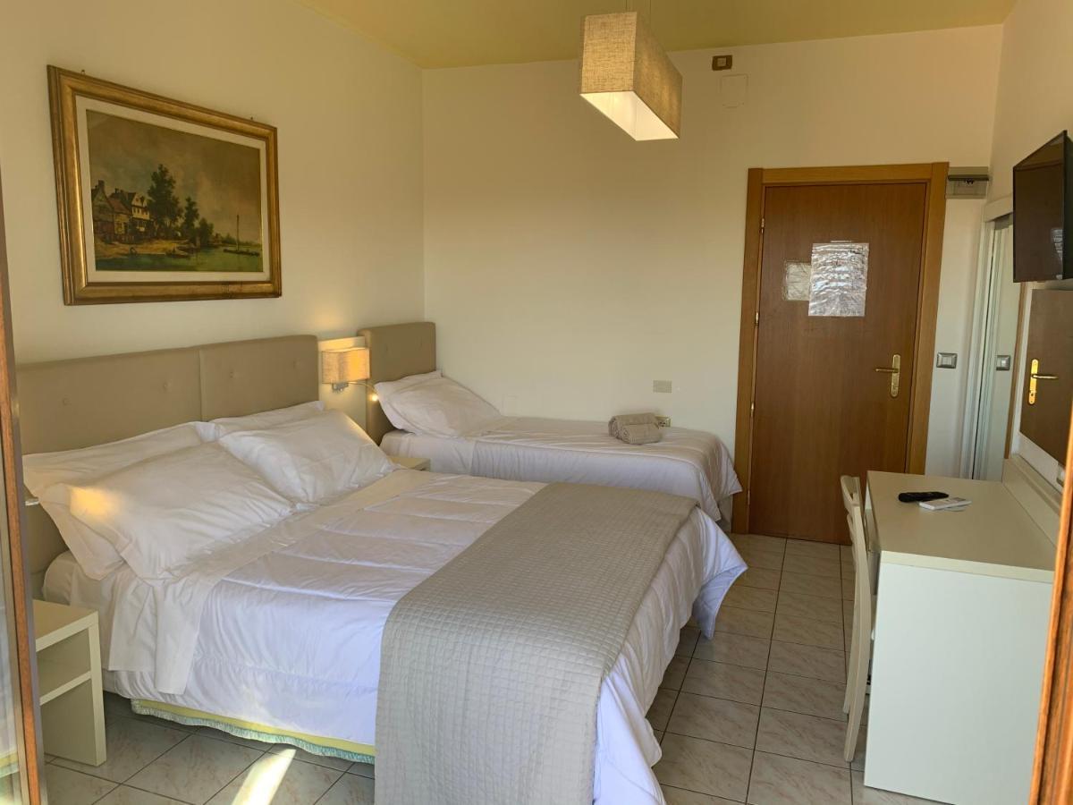 Hotel La Margherita & Spa Альгеро Экстерьер фото