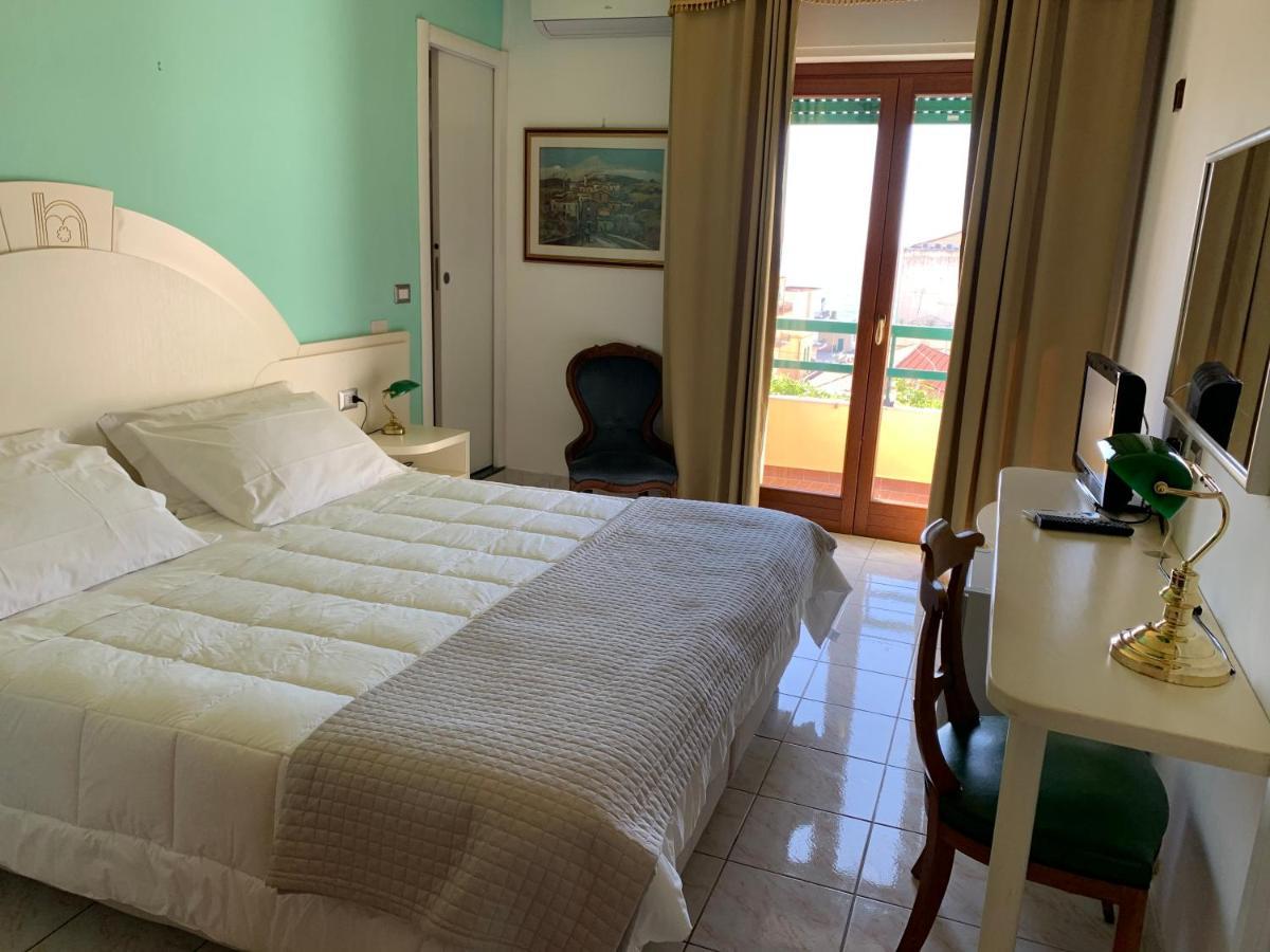 Hotel La Margherita & Spa Альгеро Экстерьер фото